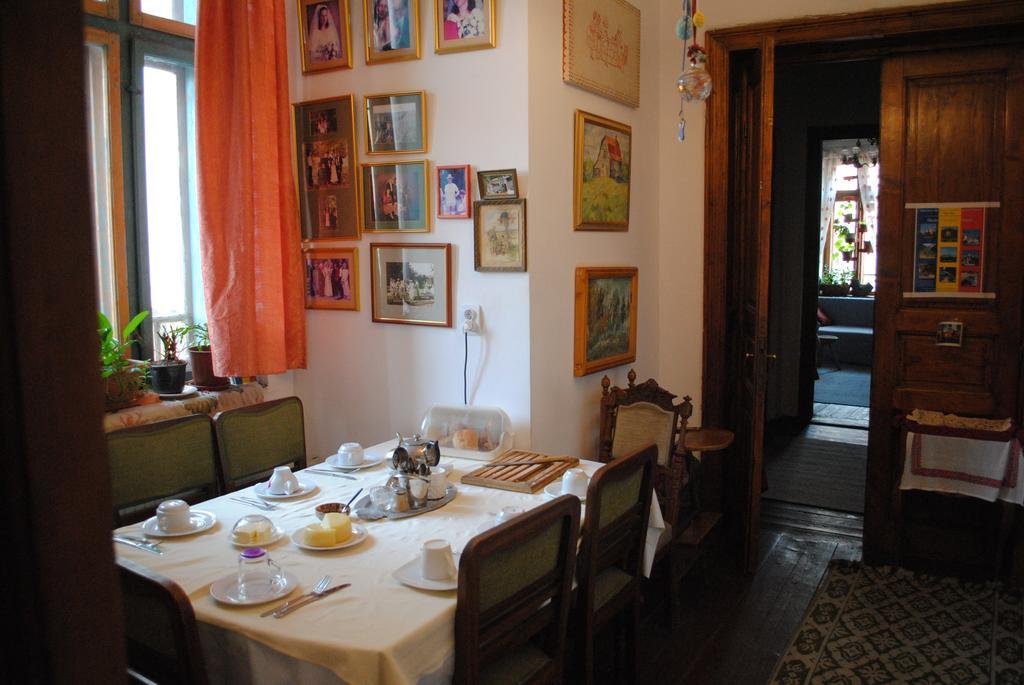 Vila 11 * Bucarest